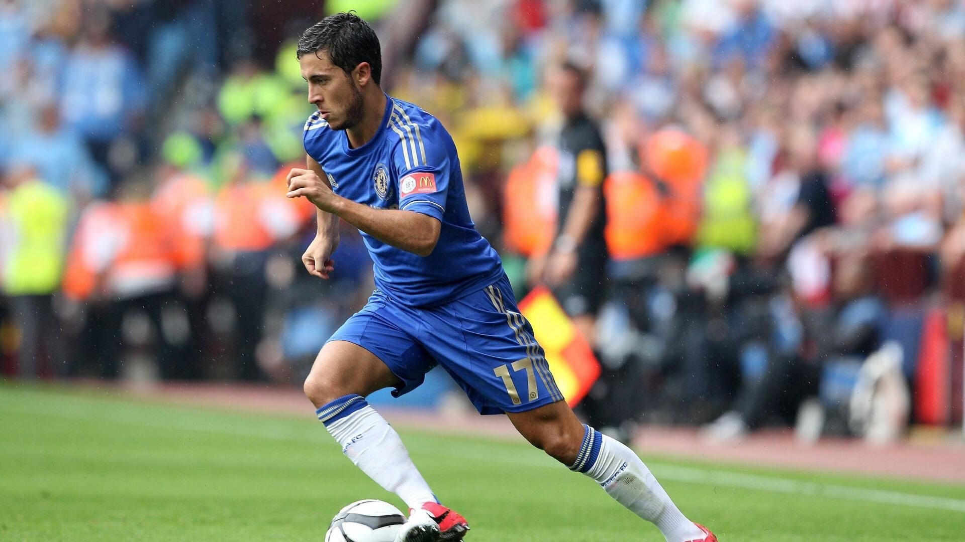 “萨尔·巴赫在南非队中的重要性逐渐显现”